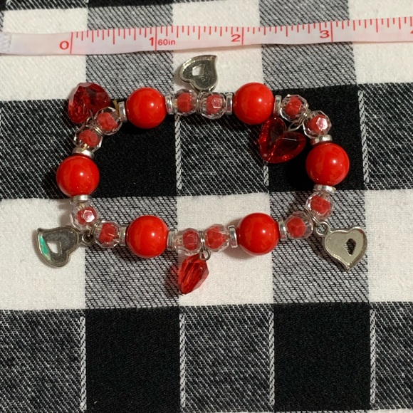 Red stretch  bracelets - Picture 3 of 5